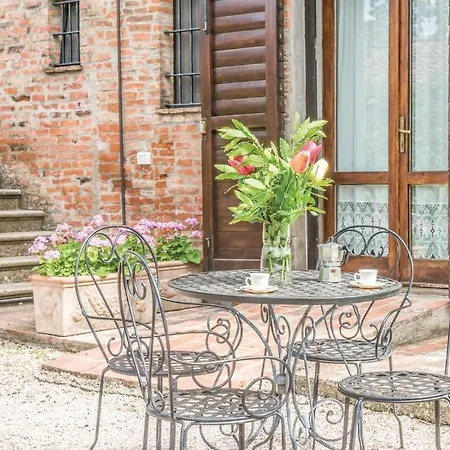 Nice In Castiglione D,lago Pg With Wifi Apartamento *