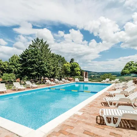 Nice In Castiglione D,lago Pg With Wifi Апартаменты *