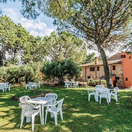 Nice In Castiglione D,lago Pg With Wifi Апартаменты